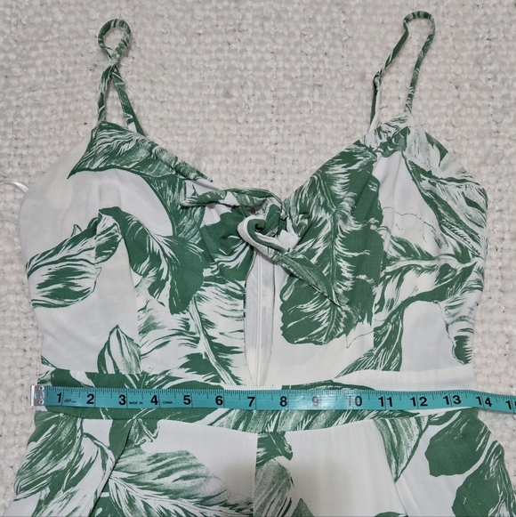 INA Tropical Print Jumpsuit Green Palm Leaf Tie Front Wide Leg Size Medium - Picture 10 of 16
